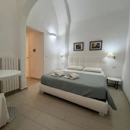 Elamar & Bed & Breakfast 3*