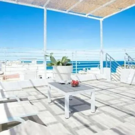 Elamar & Bed & Breakfast 3*