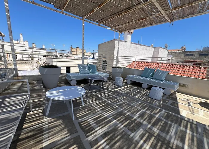 Bed and breakfast Elamar Rooms&apartment