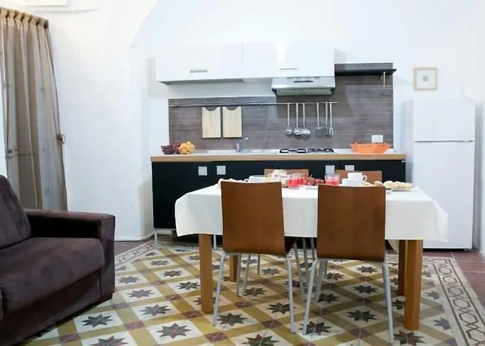 Elamar Rooms&apartment Bed and breakfast 3*